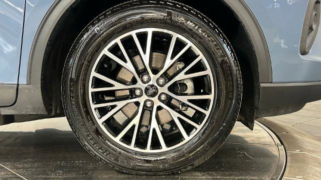 Certified 2024 Ford Escape SE FWD image 21
