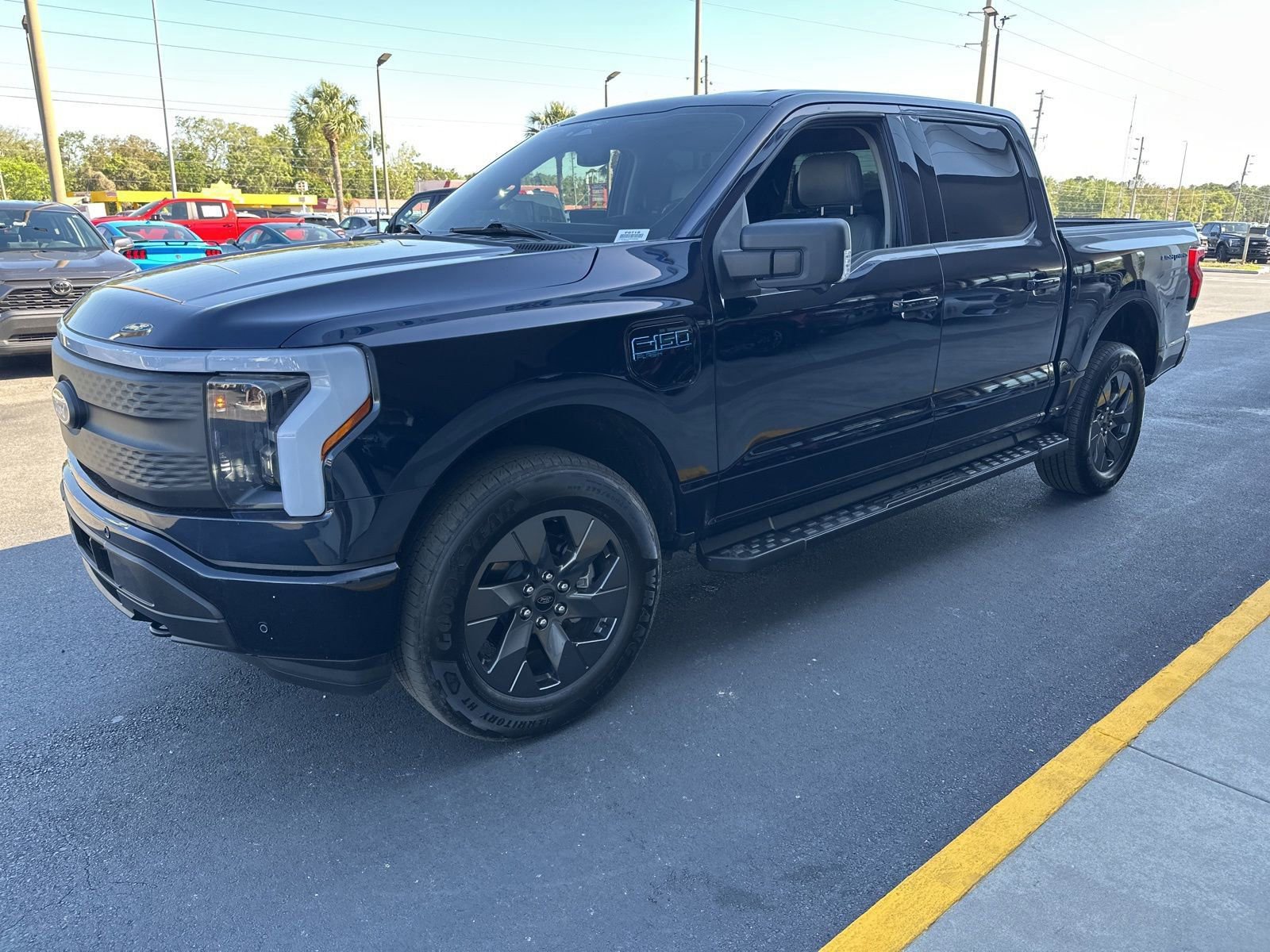 Certified 2025 Ford F150 Lightning Flash AWD/4WD image 8