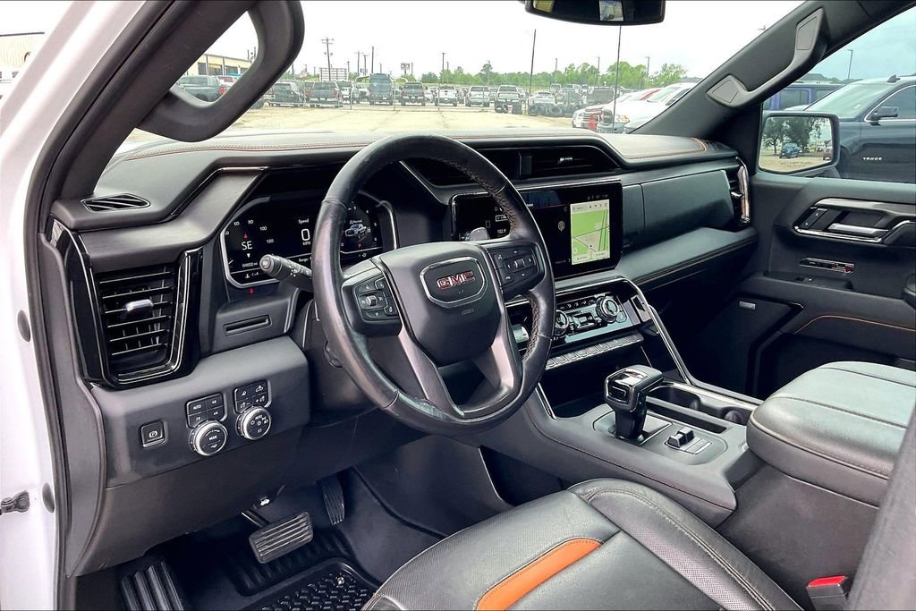 Used 2023 GMC Sierra 1500 AT4 w/ AT4 Preferred Package AWD/4WD image 14