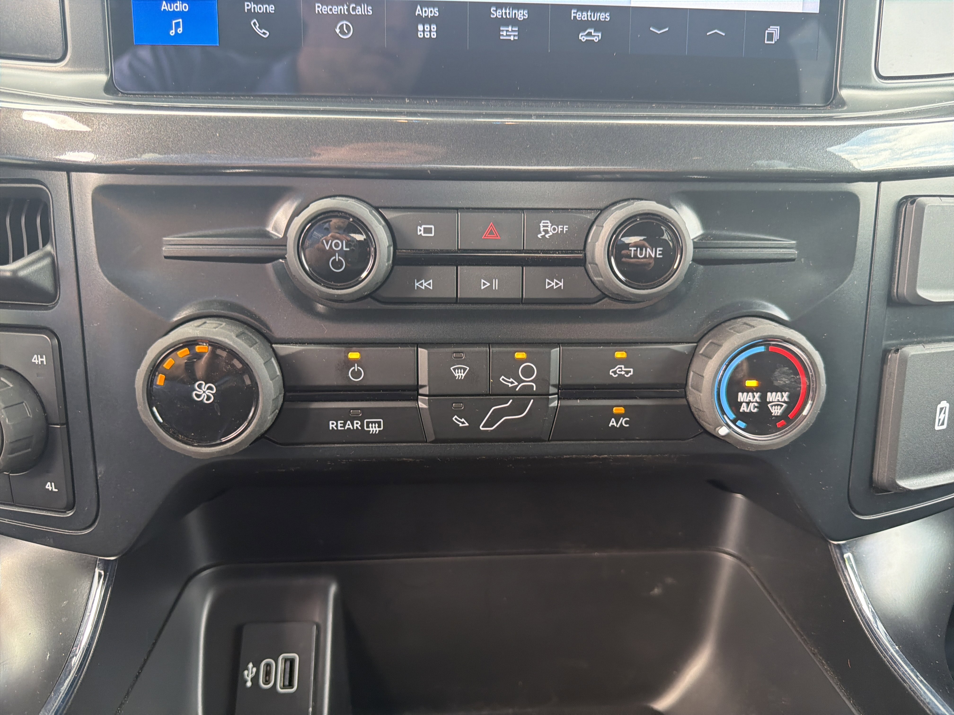 Certified 2025 Ford F150 STX w/ Equipment Group 200A AWD/4WD image 28