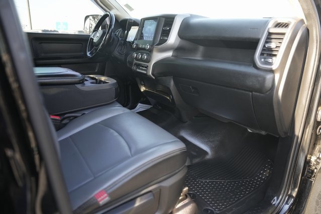 Used 2020 RAM 5500 Tradesman w/ Safety Group image 19