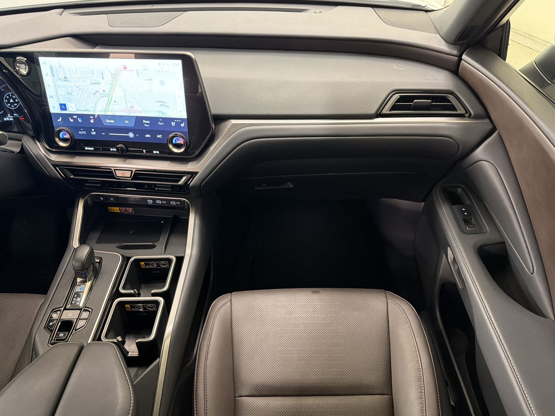 Used 2024 Lexus TX 350 AWD w/ Technology Package image 29
