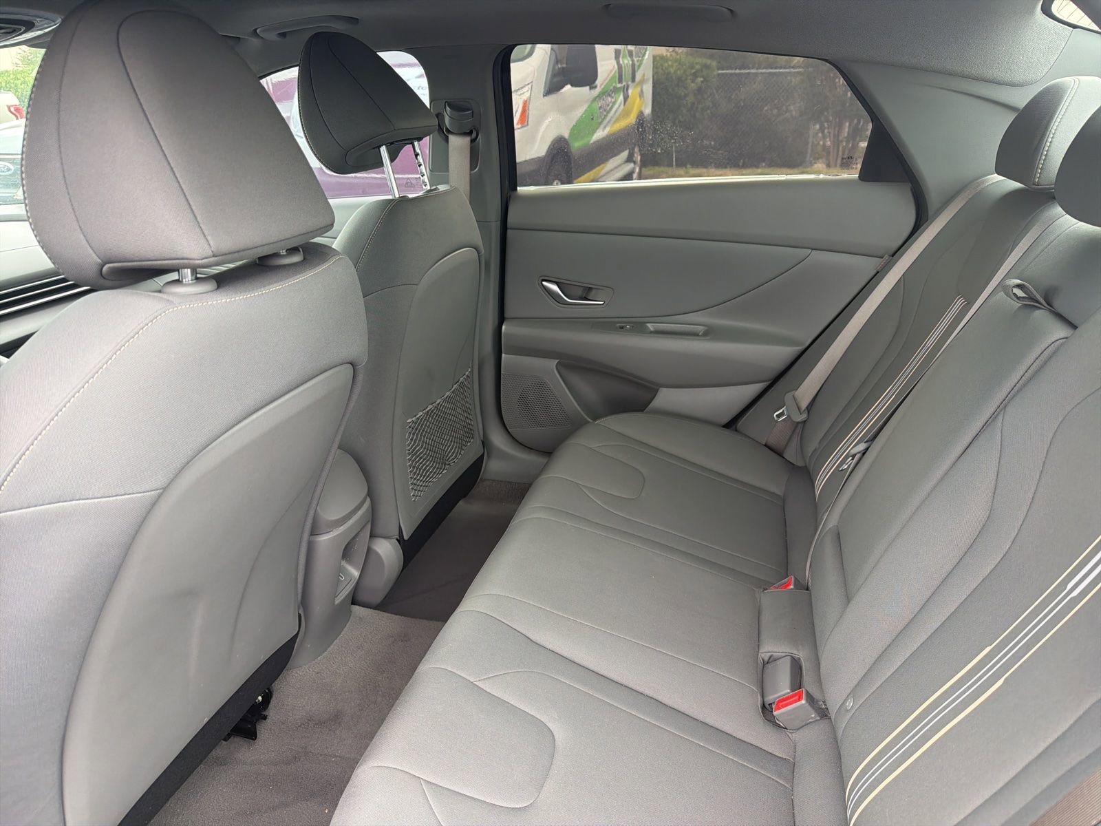 Used 2025 Hyundai Elantra SEL FWD image 21