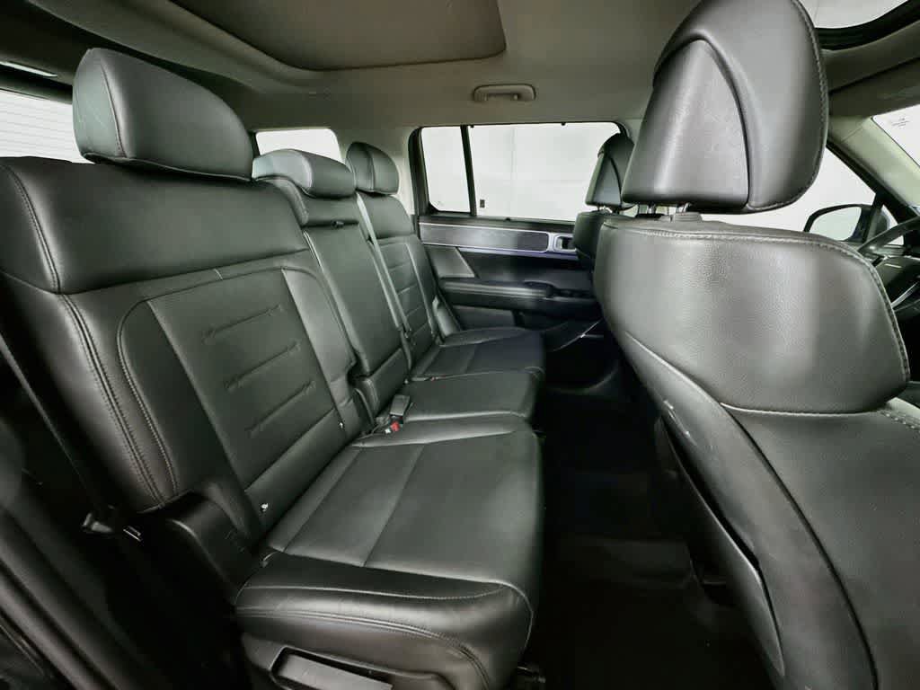 Used 2024 Hyundai Santa Fe Limited FWD image 33