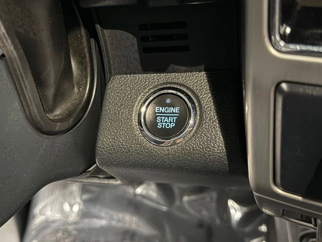 Certified 2022 Ford F350 Platinum AWD/4WD image 19