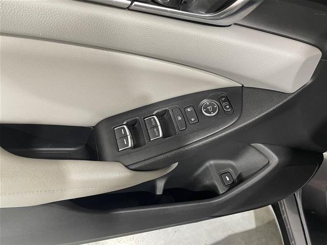 Used 2019 Honda Accord LX image 13
