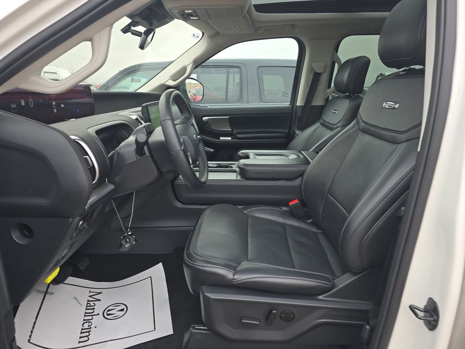 Certified 2025 Ford Expedition Max Platinum AWD/4WD image 30