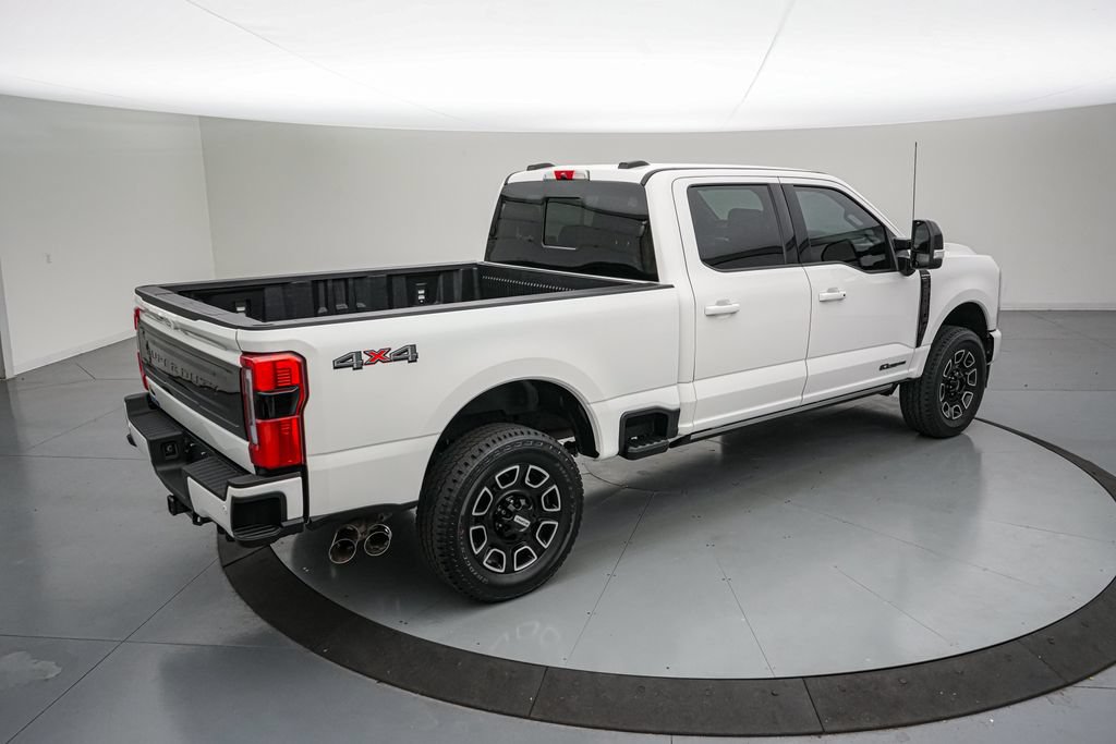 Certified 2025 Ford F250 Platinum AWD/4WD image 4