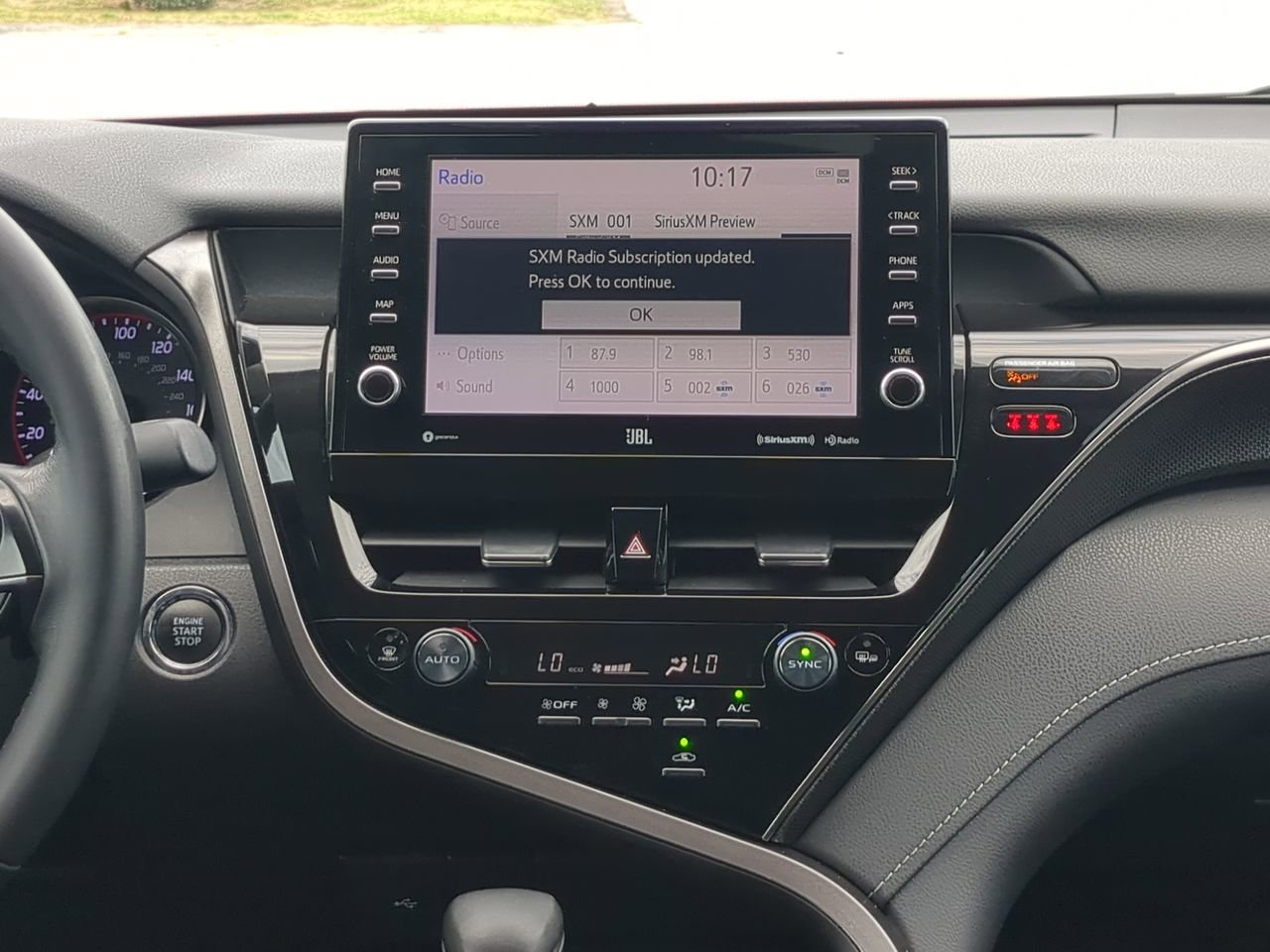 Used 2022 Toyota Camry XSE FWD image 15