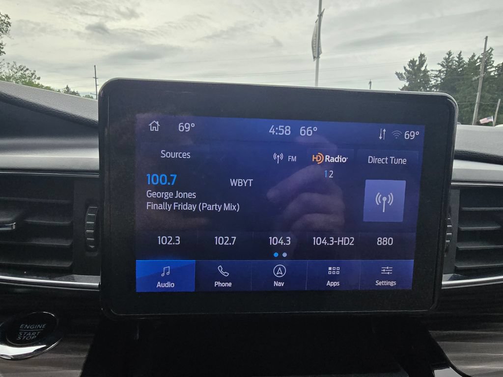 Certified 2023 Ford Explorer Limited AWD/4WD image 28