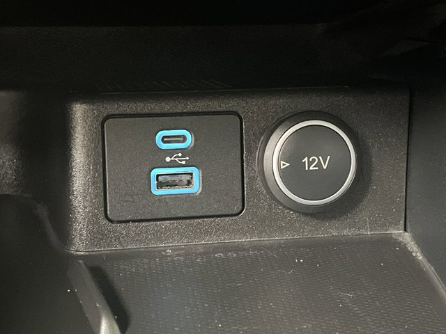 Certified 2020 Ford Escape Titanium AWD/4WD image 25