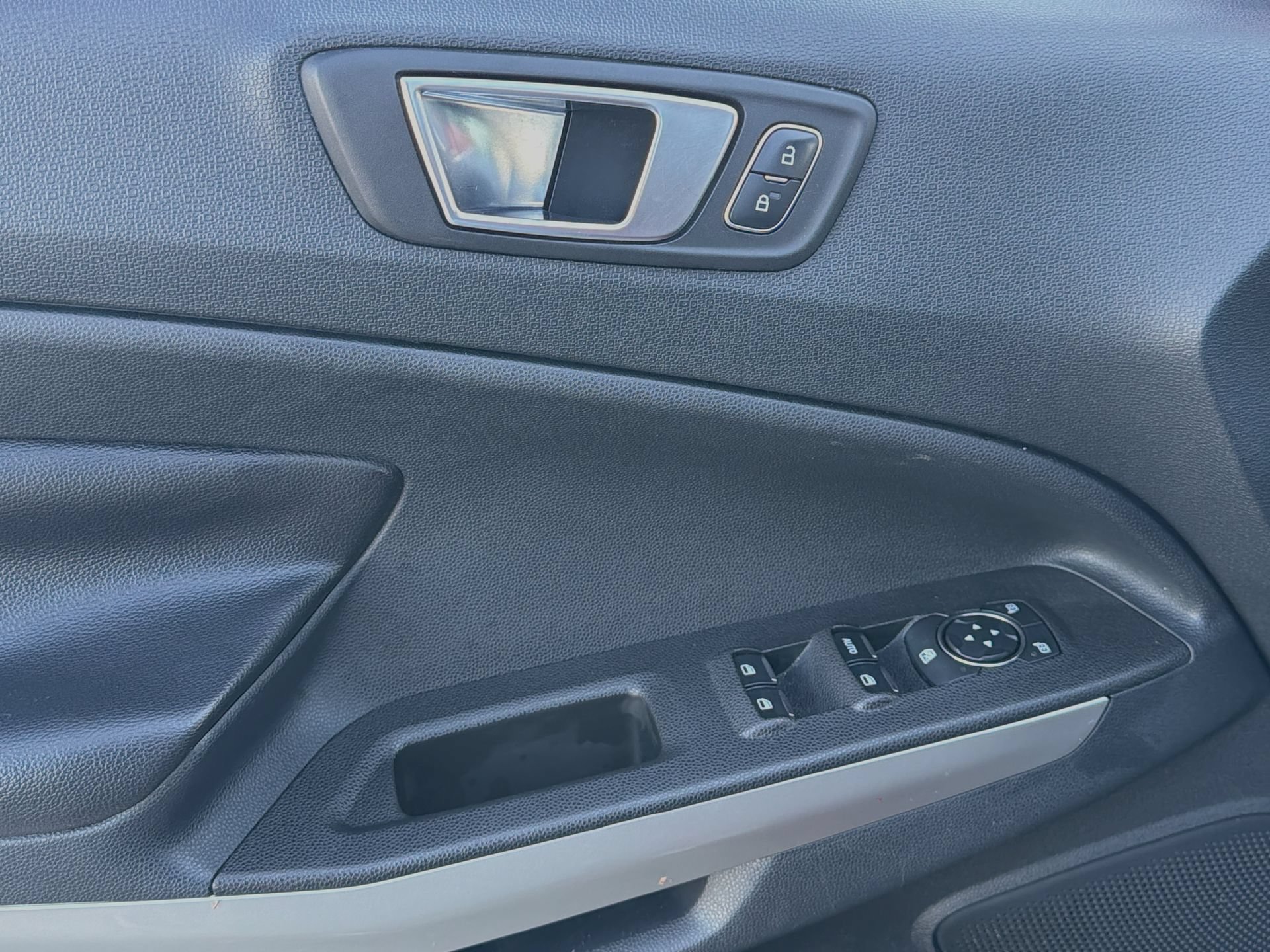 Certified 2018 Ford EcoSport Titanium FWD image 13