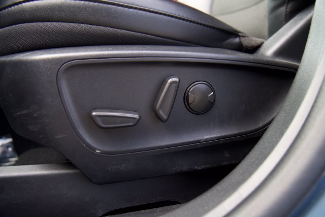 Certified 2025 Ford Escape ST-Line FWD image 16