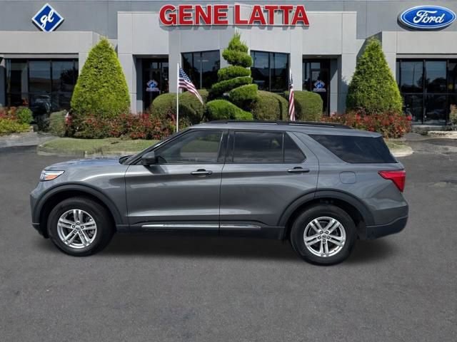 Certified 2022 Ford Explorer XLT w/ Equipment Group 202A image 2