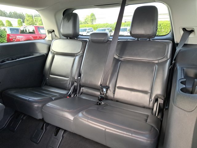 Certified 2025 Ford Expedition Active image 15