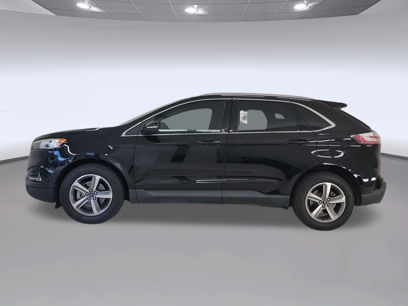 Certified 2020 Ford Edge SEL w/ Convenience Package FWD image 2