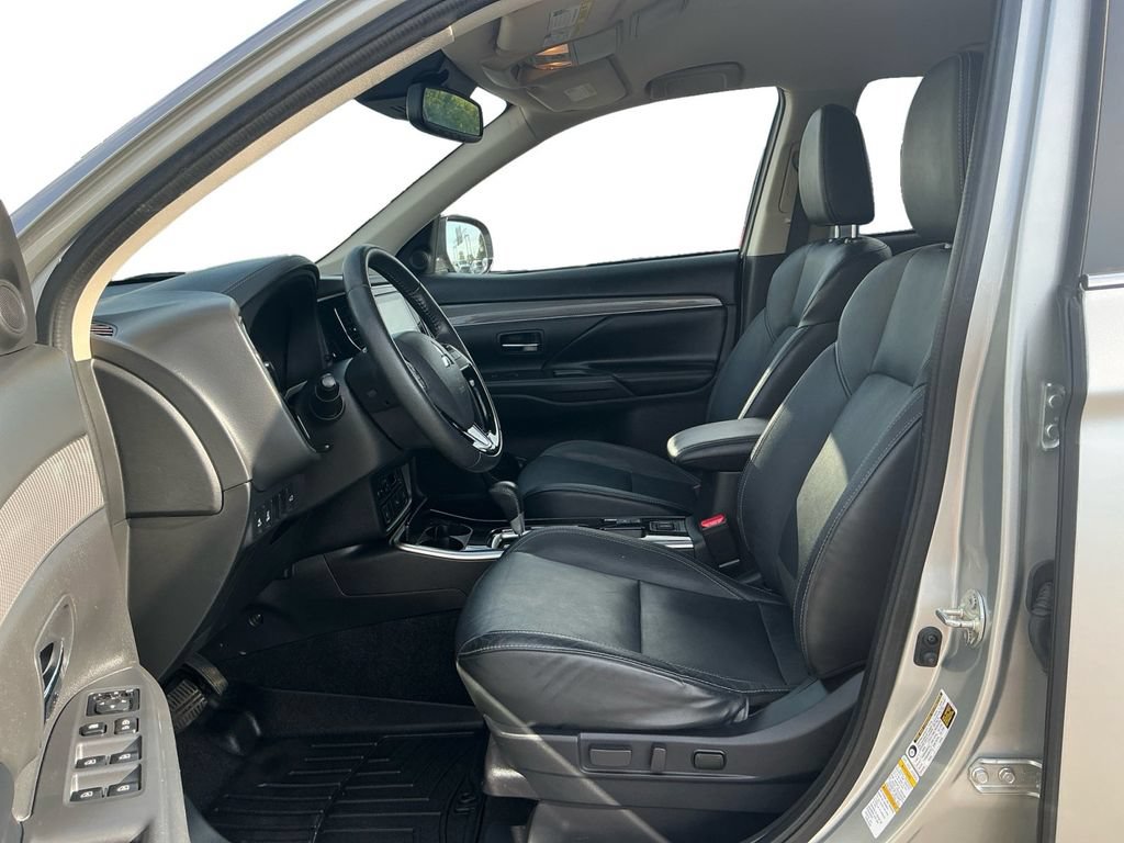 Used 2020 Mitsubishi Outlander SEL FWD image 14