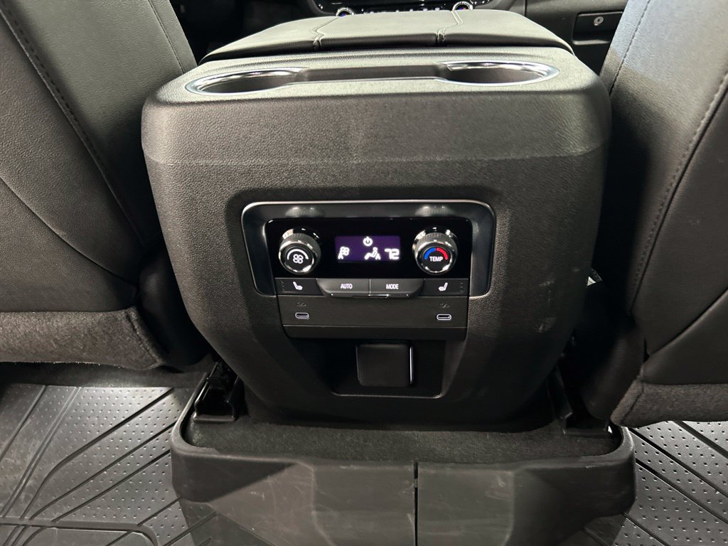 Used 2025 Chevrolet Tahoe LT w/ Comfort Package AWD/4WD image 30