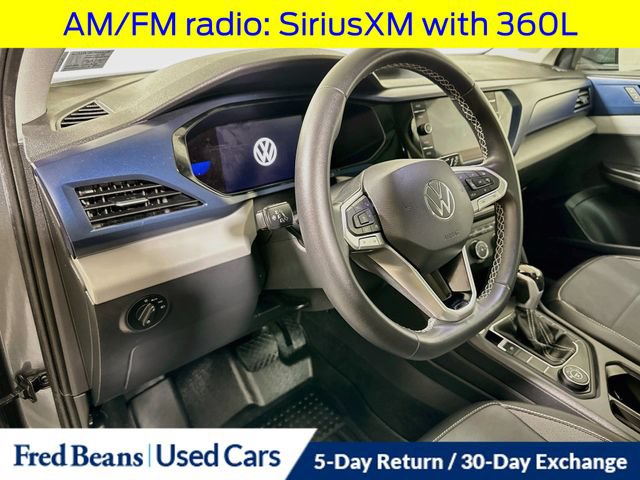 Used 2022 Volkswagen Taos SE w/ Panoramic Sunroof Package AWD/4WD image 12