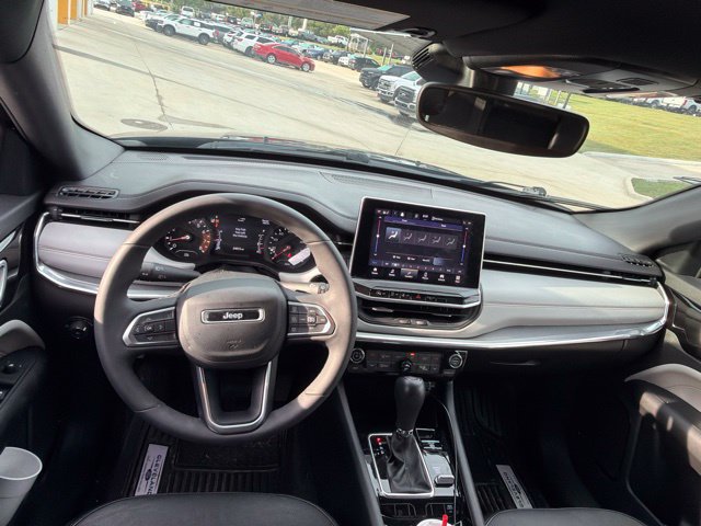 Used 2023 Jeep Compass Limited AWD/4WD image 66