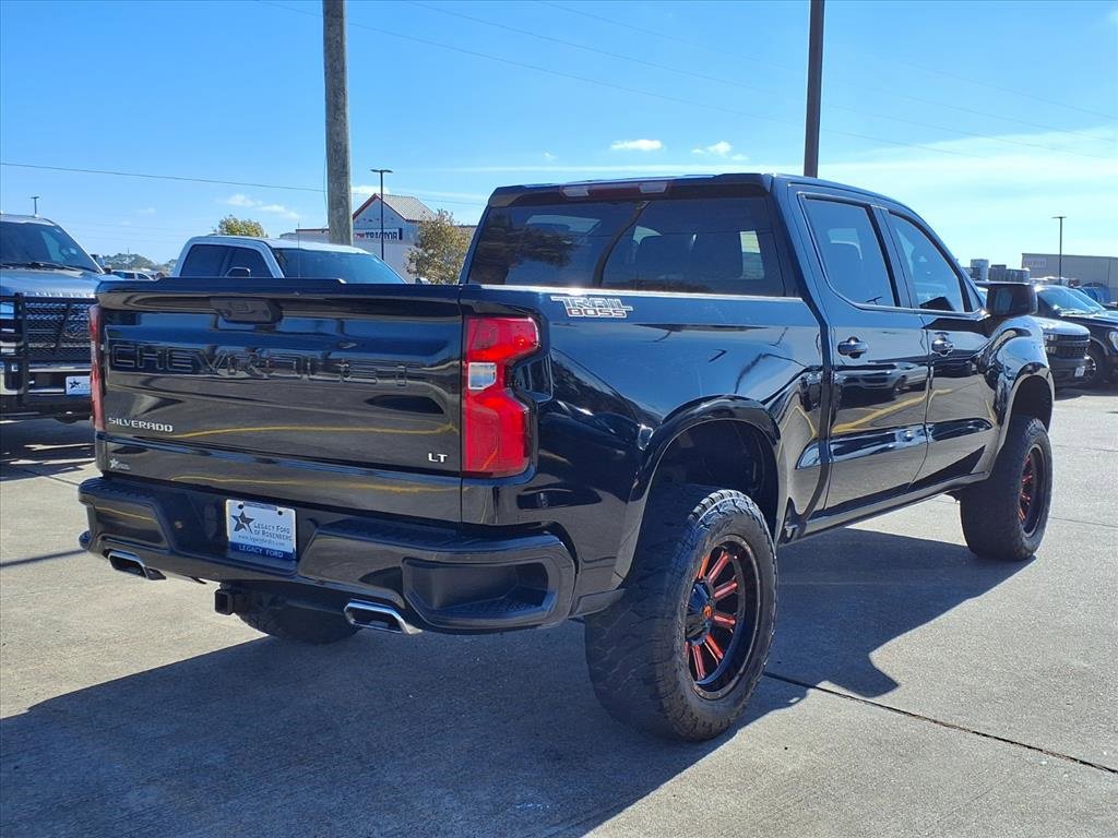 Used 2023 Chevrolet Silverado 1500 LT Trail Boss image 2
