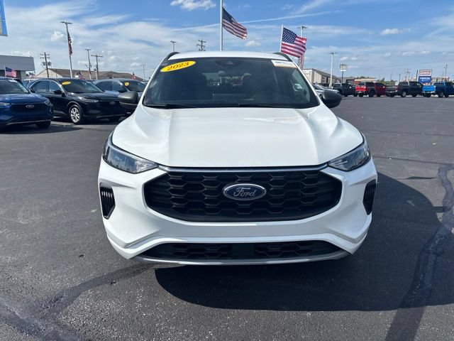 Certified 2023 Ford Escape ST-Line w/ Tech Pack #1 FWD image 5