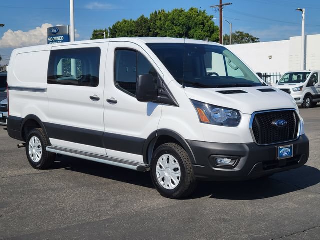 Certified 2025 Ford Transit 250 Low Roof w/ Exterior Upgrade Package RWD image 29
