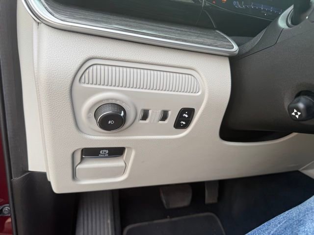 Used 2022 Jeep Wagoneer Series II w/ Convenience Group I RWD image 23