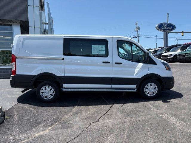 Certified 2025 Ford Transit 250 Low Roof w/ Exterior Upgrade Package RWD image 2