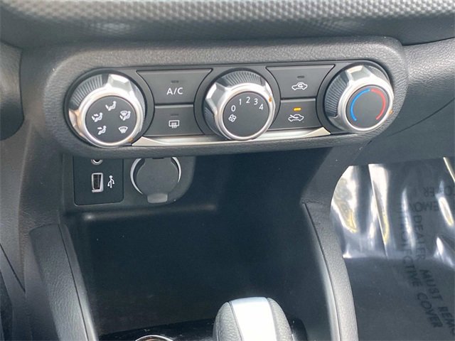 Used 2021 Nissan Kicks S image 23