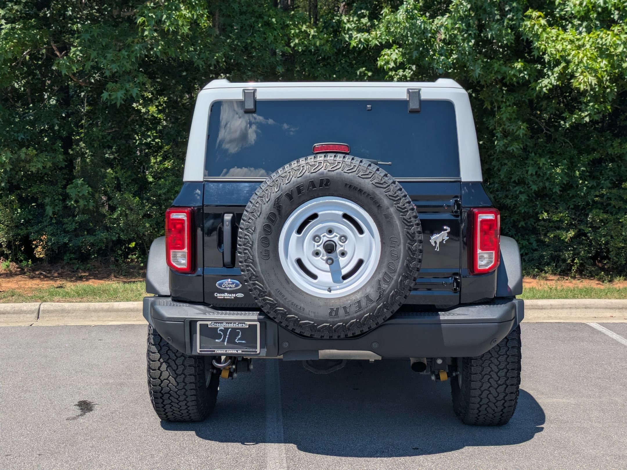 Certified 2025 Ford Bronco Heritage Edition AWD/4WD image 4