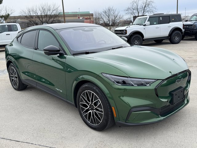 Certified 2025 Ford Mustang Mach-E Premium image 6