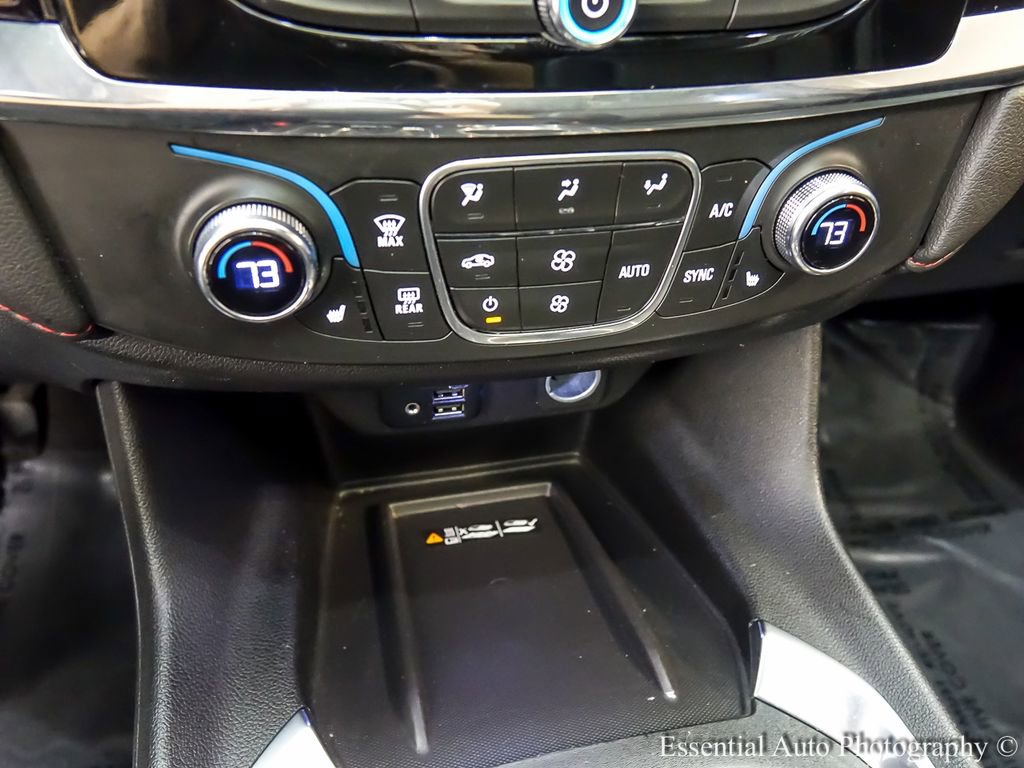 Used 2023 Chevrolet Traverse RS AWD/4WD image 25