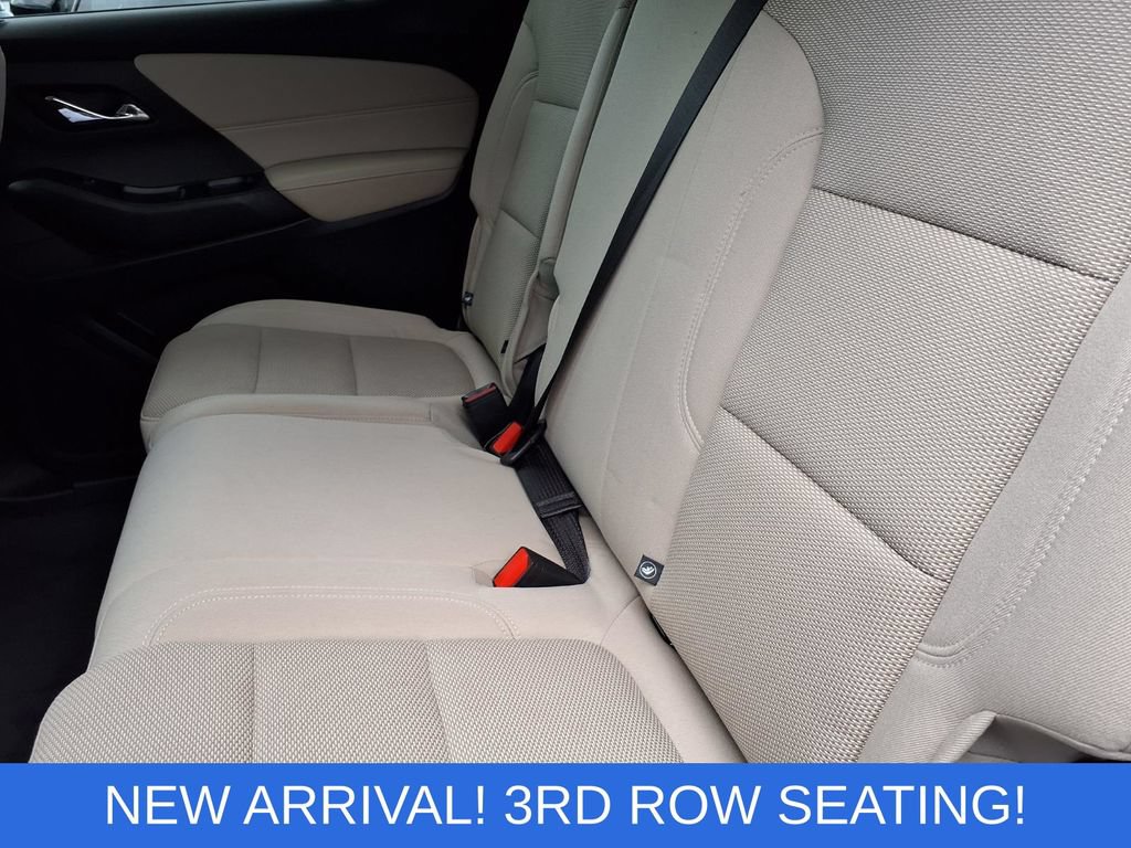 Used 2022 Chevrolet Traverse LS AWD/4WD image 6