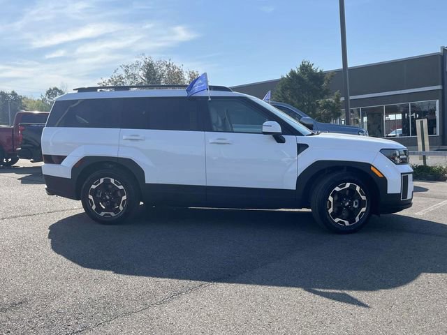 Used 2025 Hyundai Santa Fe SEL image 2