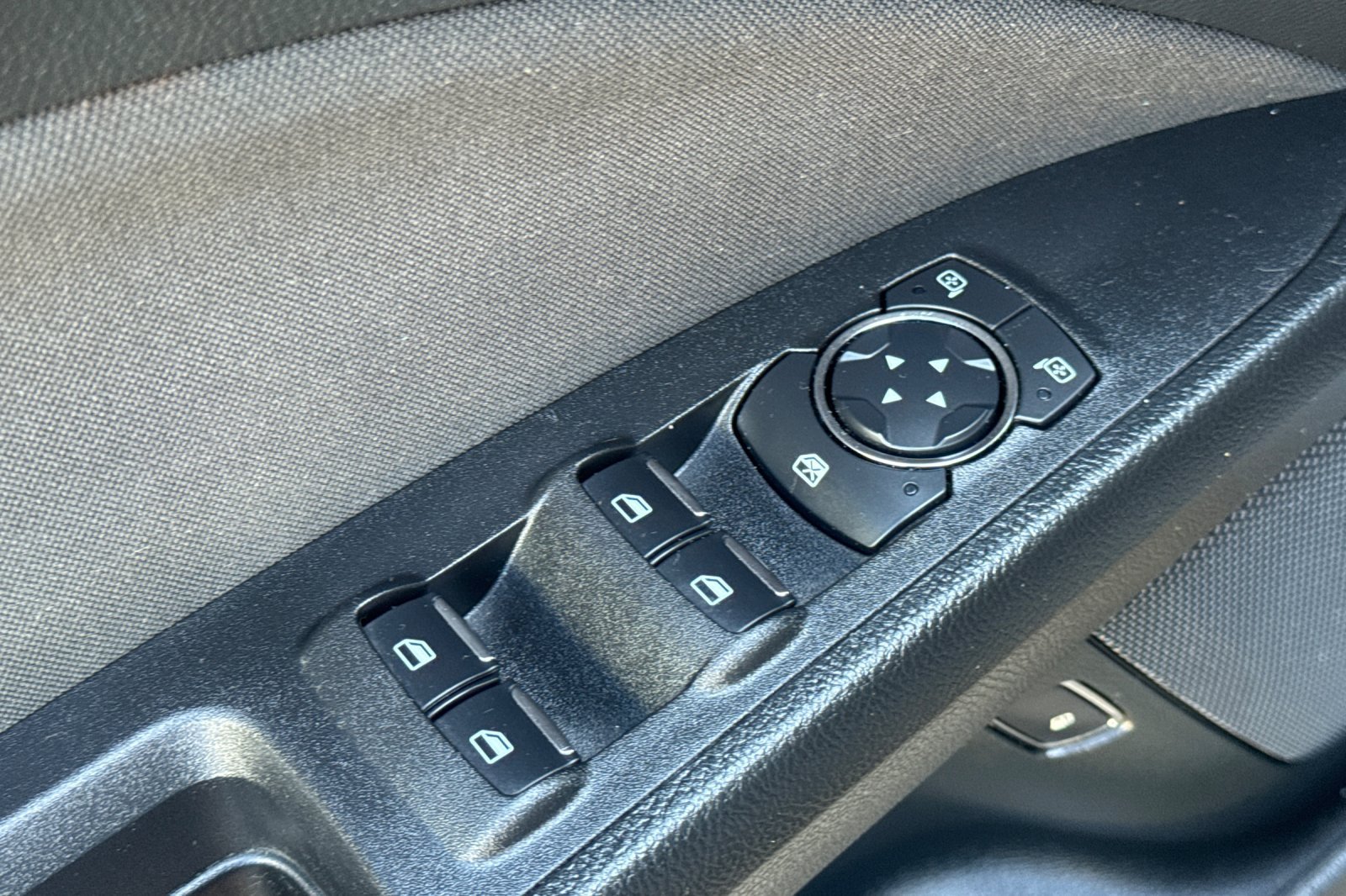 Certified 2019 Ford Fusion SE FWD image 12