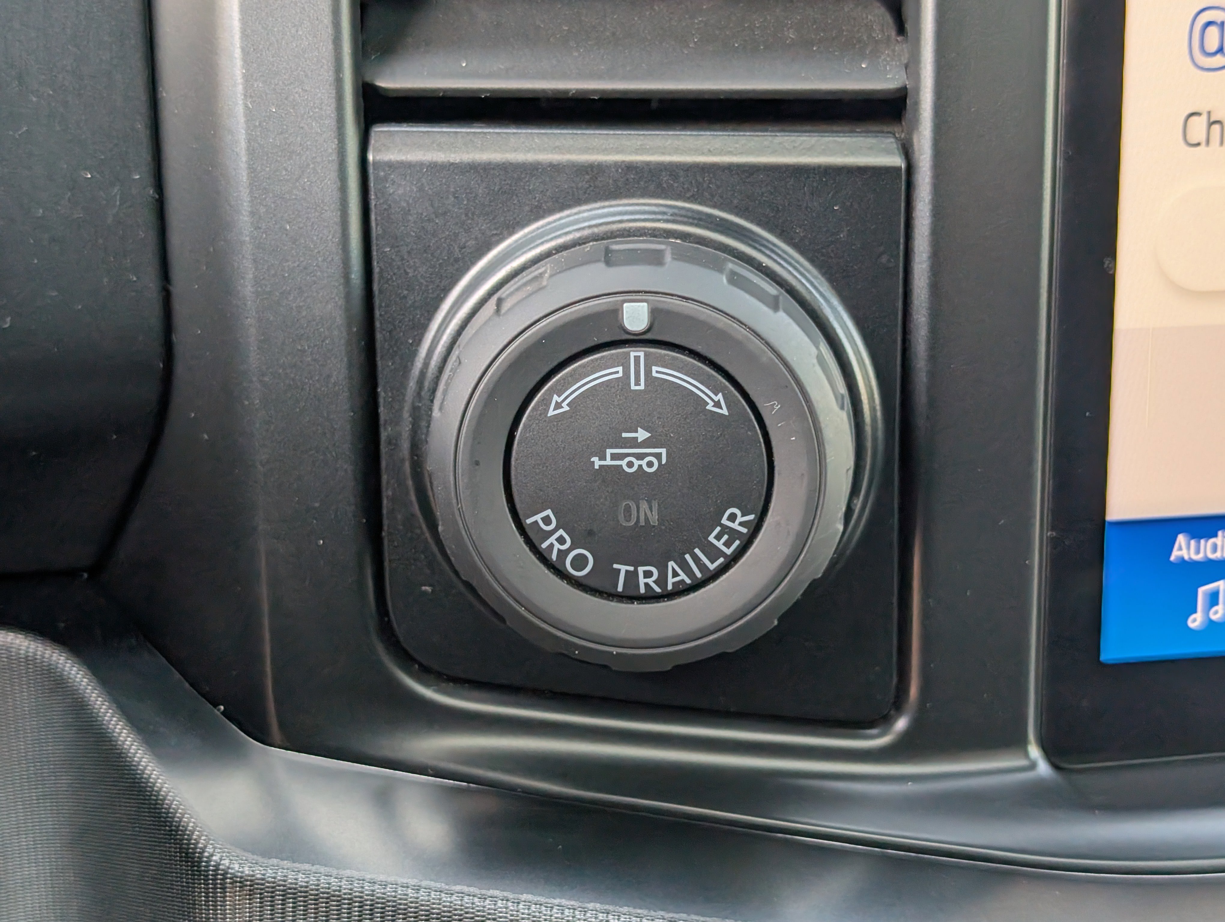 Certified 2024 Ford F350 Platinum AWD/4WD image 27