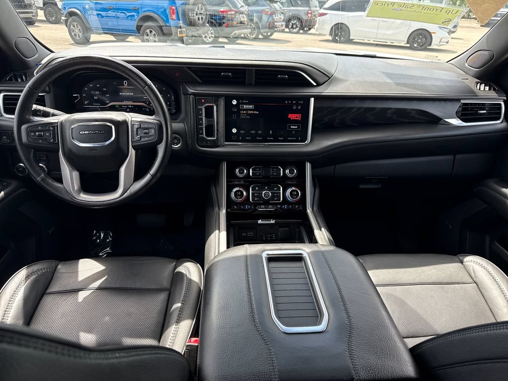 Used 2022 GMC Yukon Denali RWD image 5