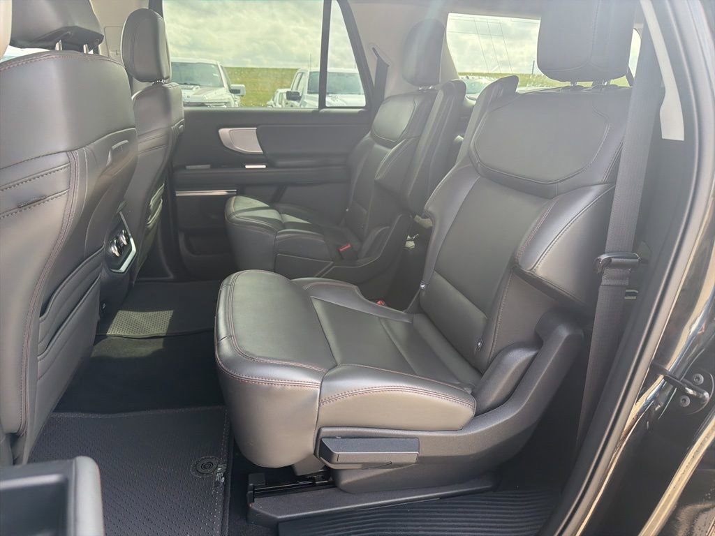 Certified 2025 Ford Expedition Max Active AWD/4WD image 10