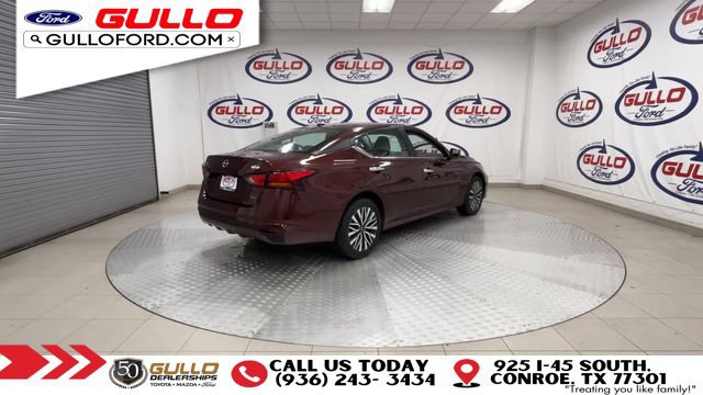 Used 2025 Nissan Altima 2.5 SV AWD/4WD image 8