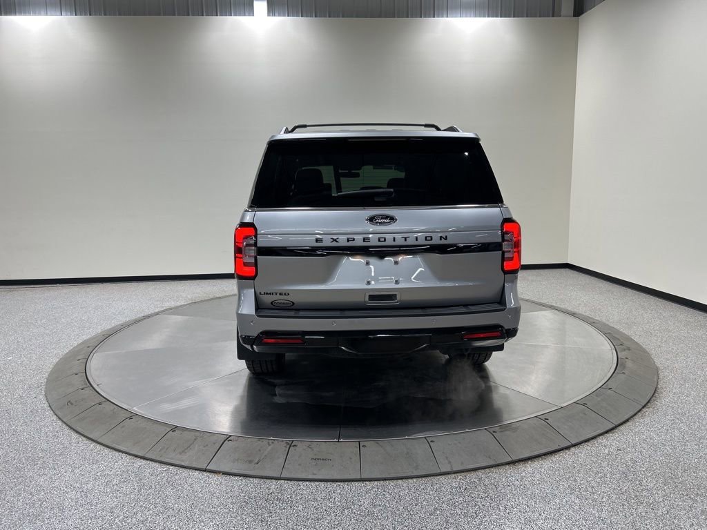 Certified 2022 Ford Expedition Limited image 8