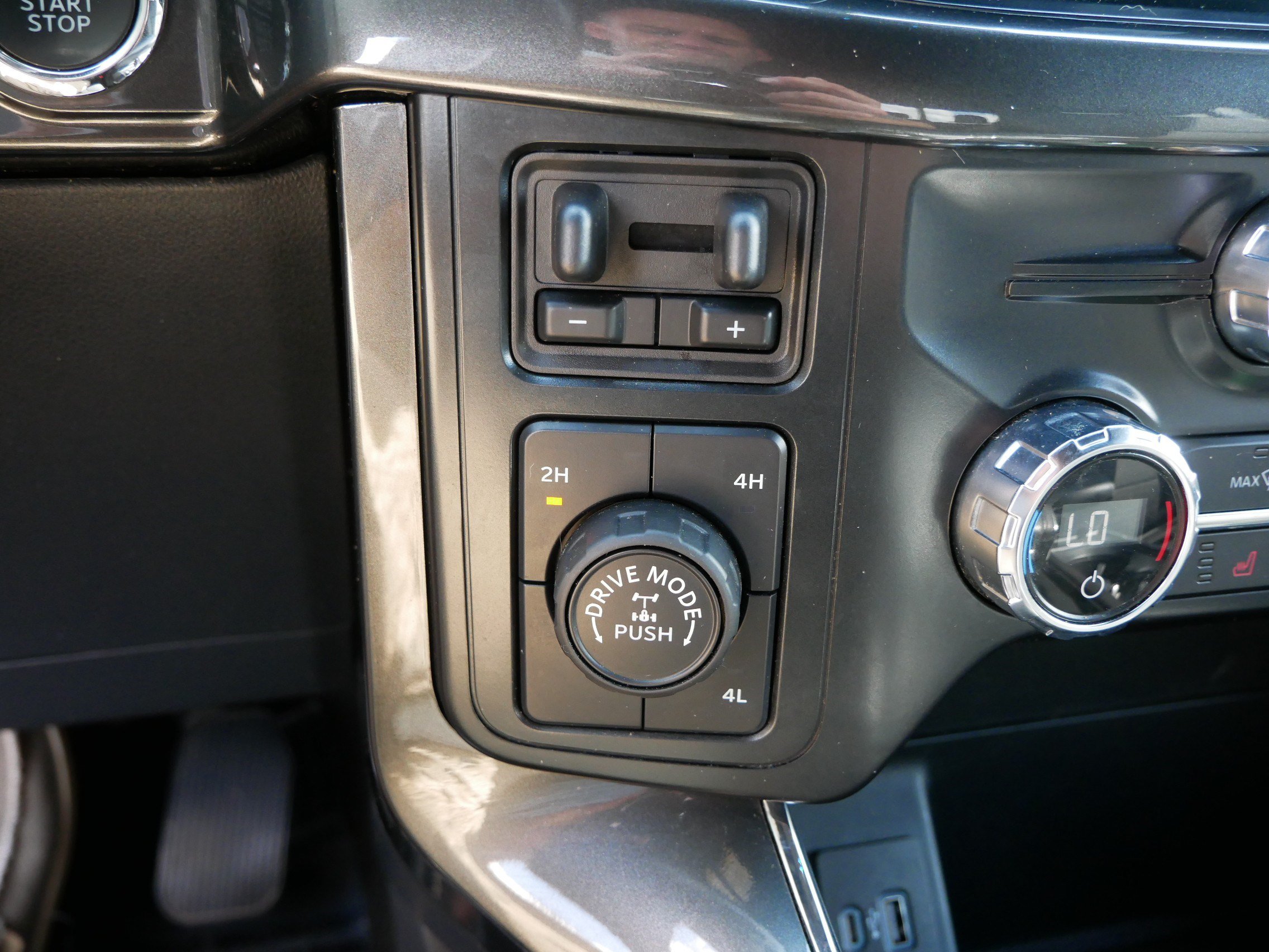 Certified 2021 Ford F150 XLT w/ Equipment Group 302A High AWD/4WD image 31