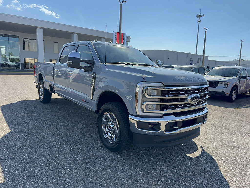 Certified 2024 Ford F350 Lariat w/ Lariat Ultimate Package AWD/4WD image 4