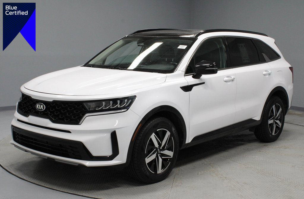 Used 2021 Kia Sorento S w/ Panoramic Sunroof Package
