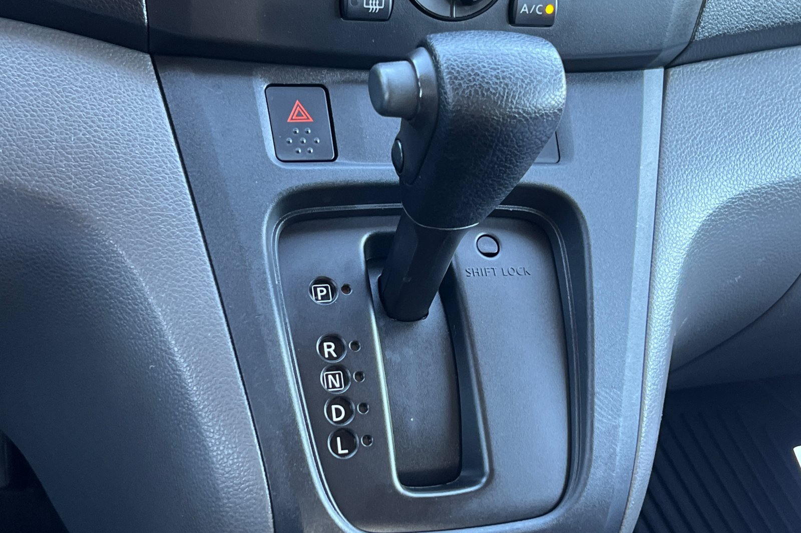 Used 2018 Nissan NV200 SV w/ Navigation Package FWD image 22