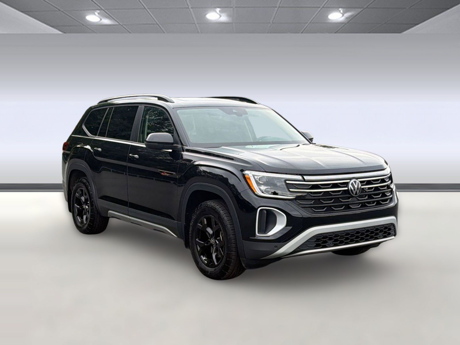 Used 2024 Volkswagen Atlas Peak Edition SE AWD/4WD image 7