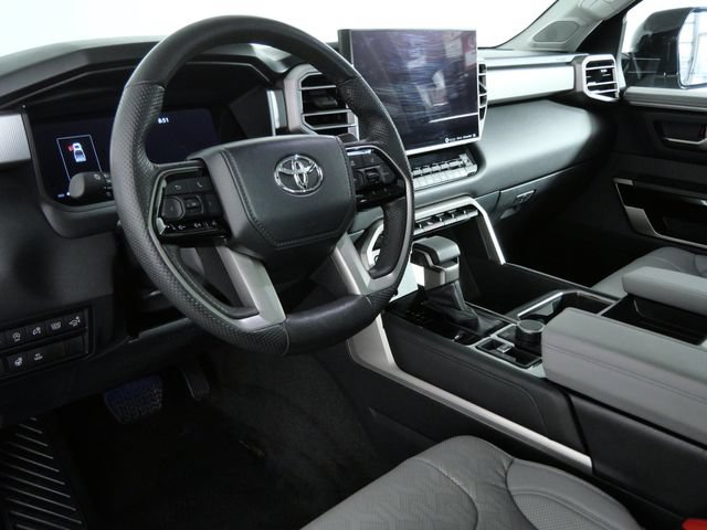Used 2024 Toyota Tundra Limited AWD/4WD image 17