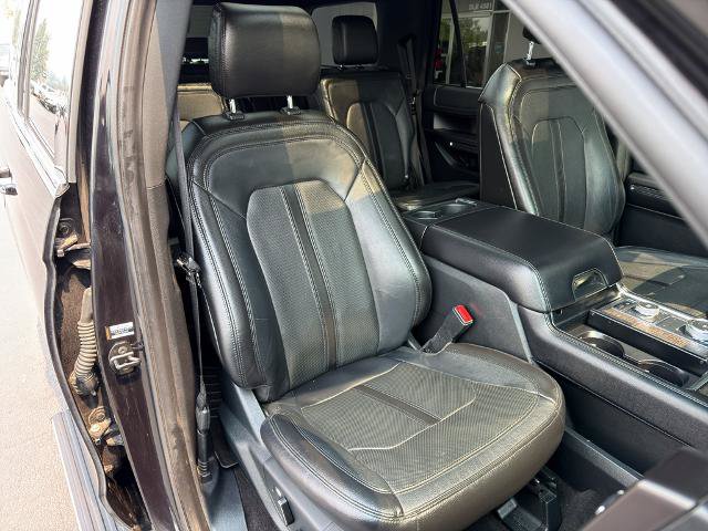 Certified 2019 Ford Expedition Limited w/ Special Edition Package AWD/4WD image 10