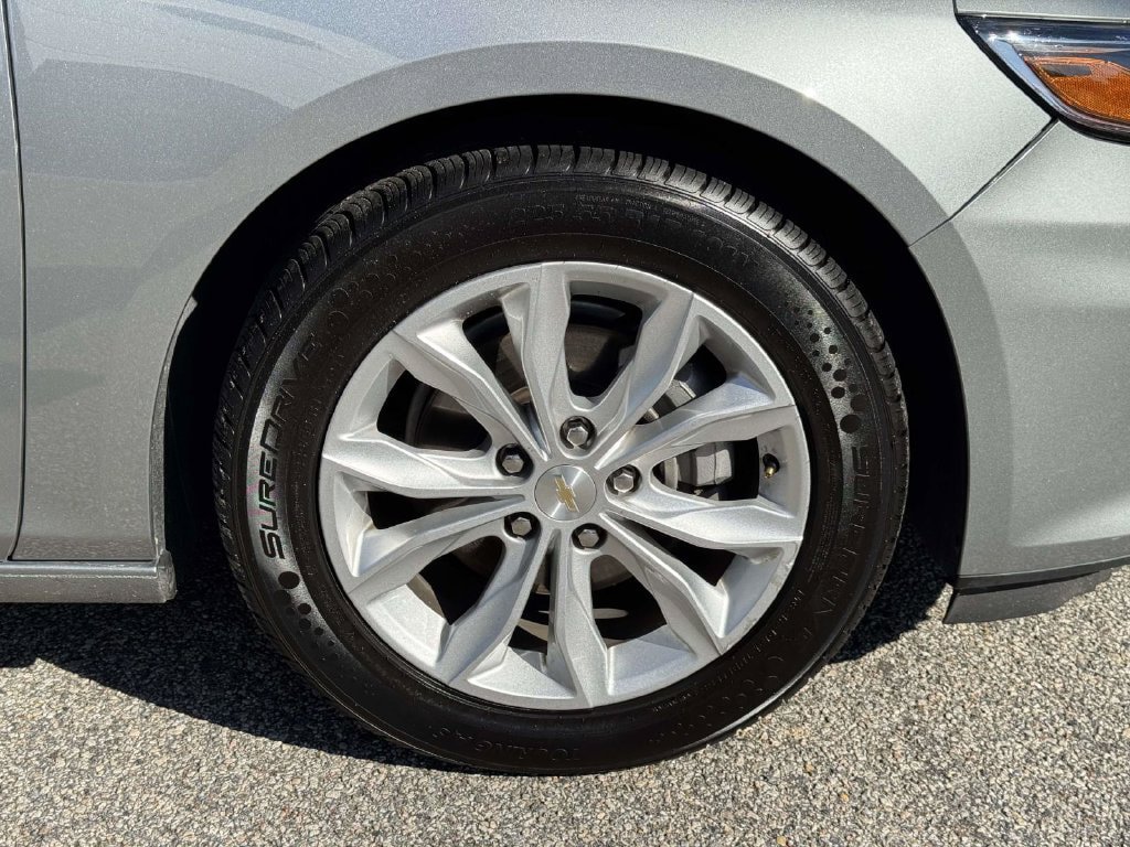 Used 2025 Chevrolet Malibu LT FWD image 27