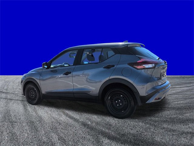 Used 2024 Nissan Kicks S image 3